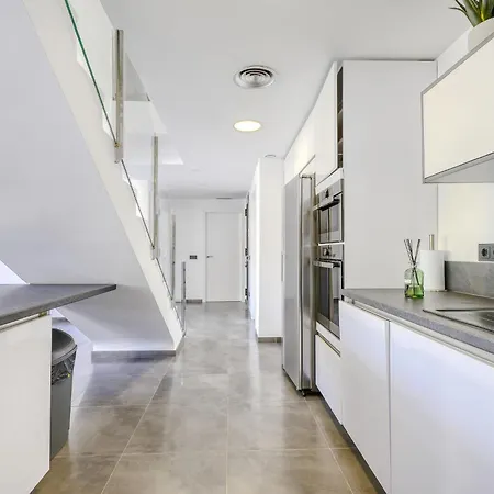 Villa Infinity By Interhome Roses